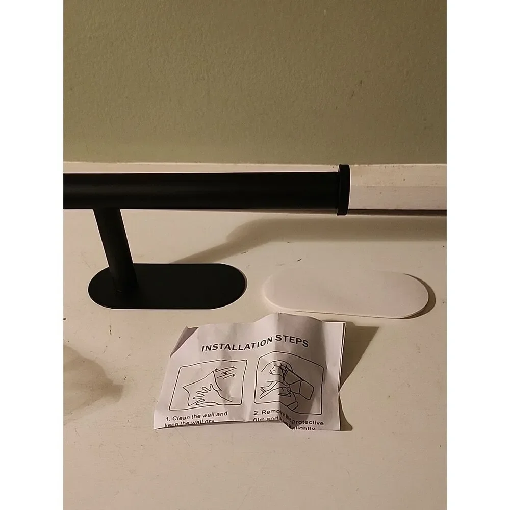 Matte Black Wall-Mounted Toliet Paper Holder
